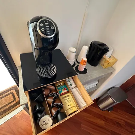 Del Console - Near Bari Airport & Station